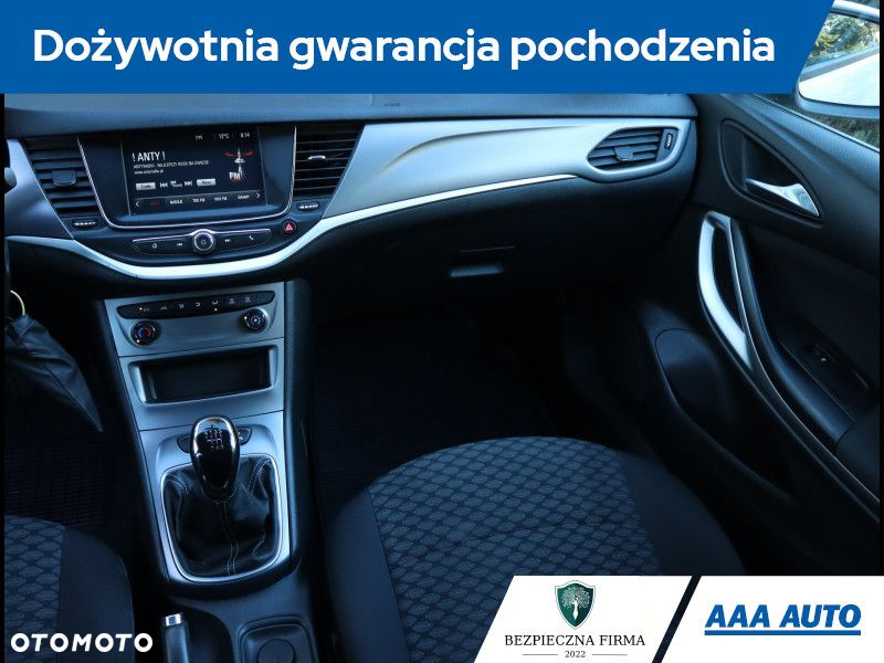 Opel Astra - 9