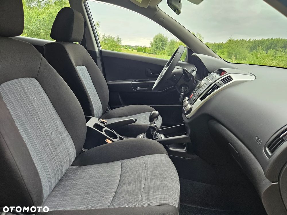 Kia Ceed 1.4 CVVT Attract - 22