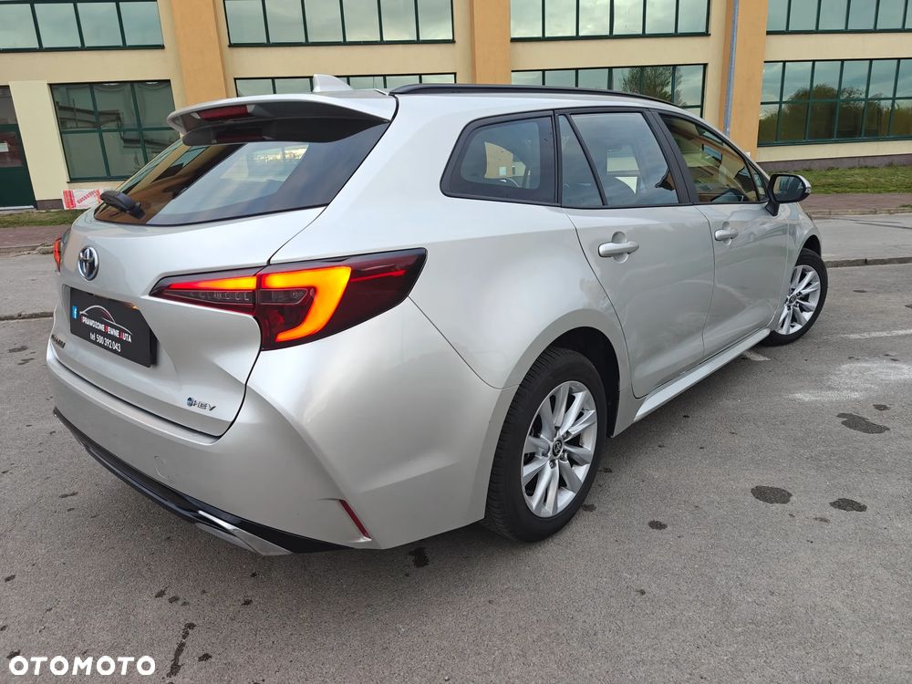 Toyota Corolla 1.8 Hybrid Comfort - 6