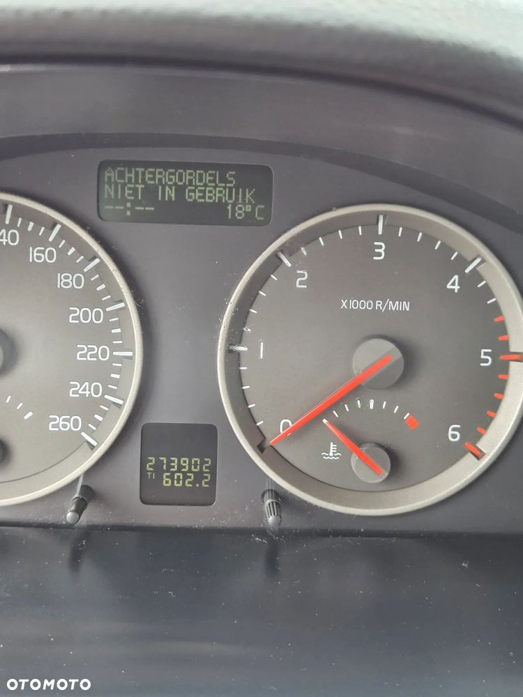 Volvo S40 2.0D - 8