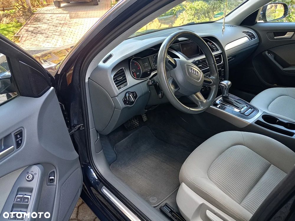 Audi A4 Limousine 2.0 TDI DPF multitronic Ambiente - 7