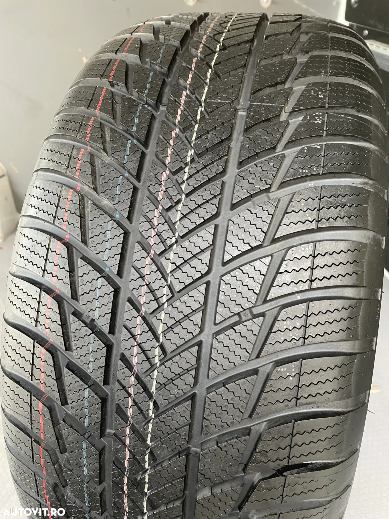 Anvelope noi iarna Bridgestone 255/50 R18 BLIZZAK LM001 106V XL - 2