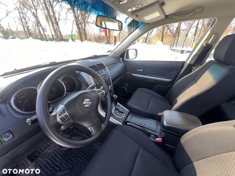 Suzuki Grand Vitara 2.4 Automatik Comfort Limited - 10