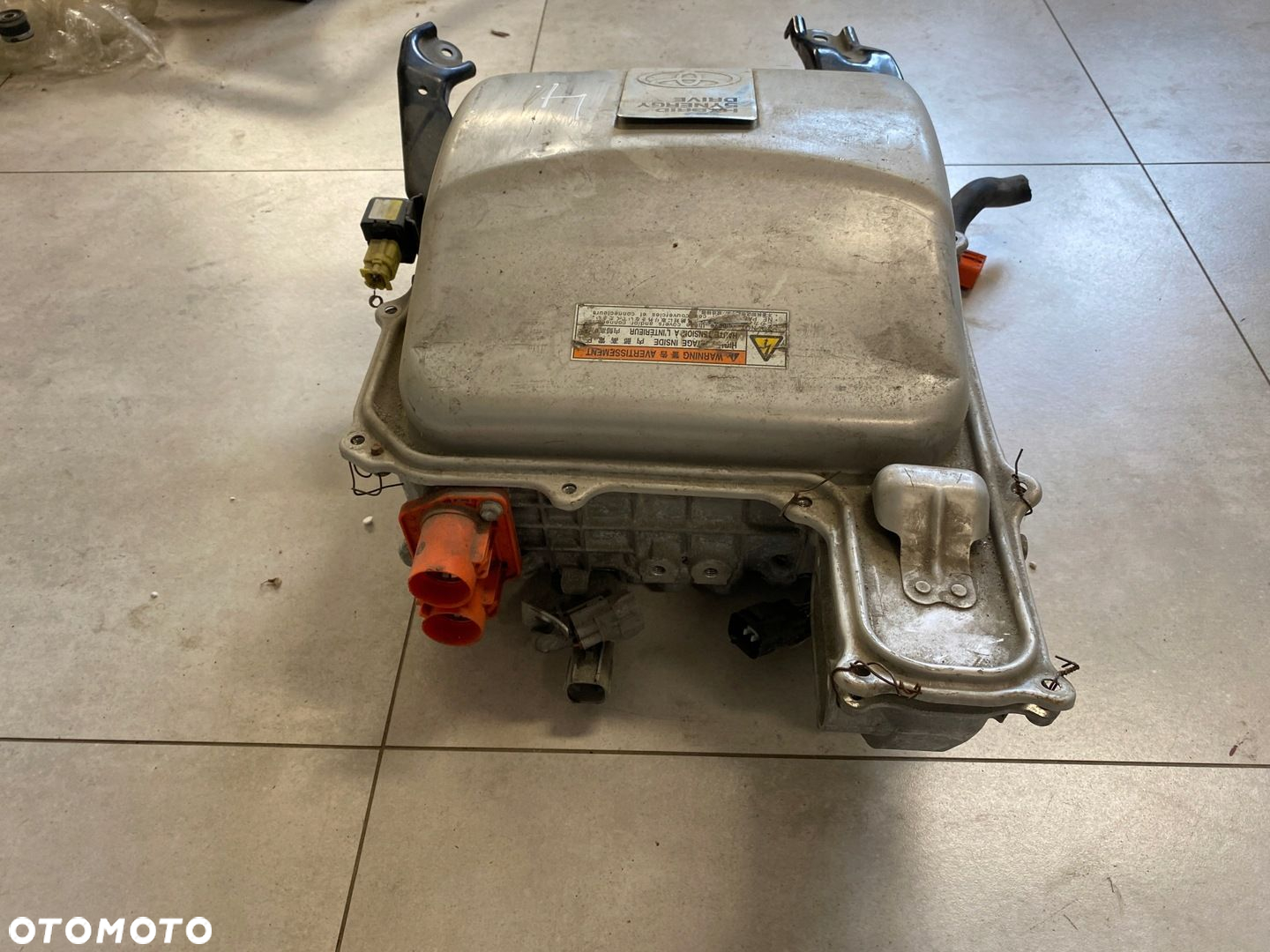 TOYOTA PRIUS II PRZETWORNICA INWERTER G9200-47111 - 8