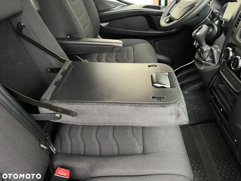 Iveco Daily Izoterma Winda - 27