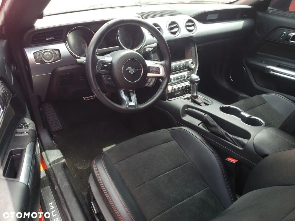 Ford Mustang 5.0 V8 GT - 7