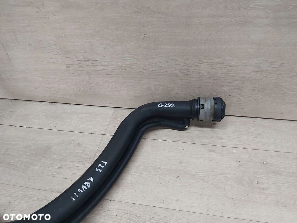 TOYOTA Avensis T25 LIFT rura wlewu paliwa wlew 1,6 1,8 2,0 vvti benzyna - 2