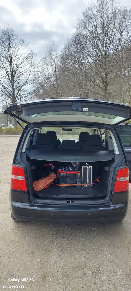 Volkswagen Touran 1.9 TDI Basis - 8