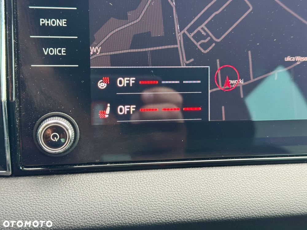 Skoda Karoq 1.6 TDI SCR DSG Style - 20