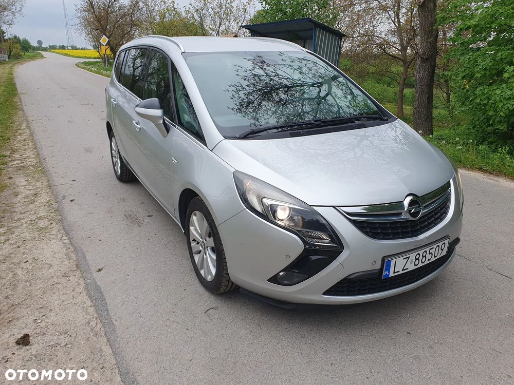 Opel Zafira - 1