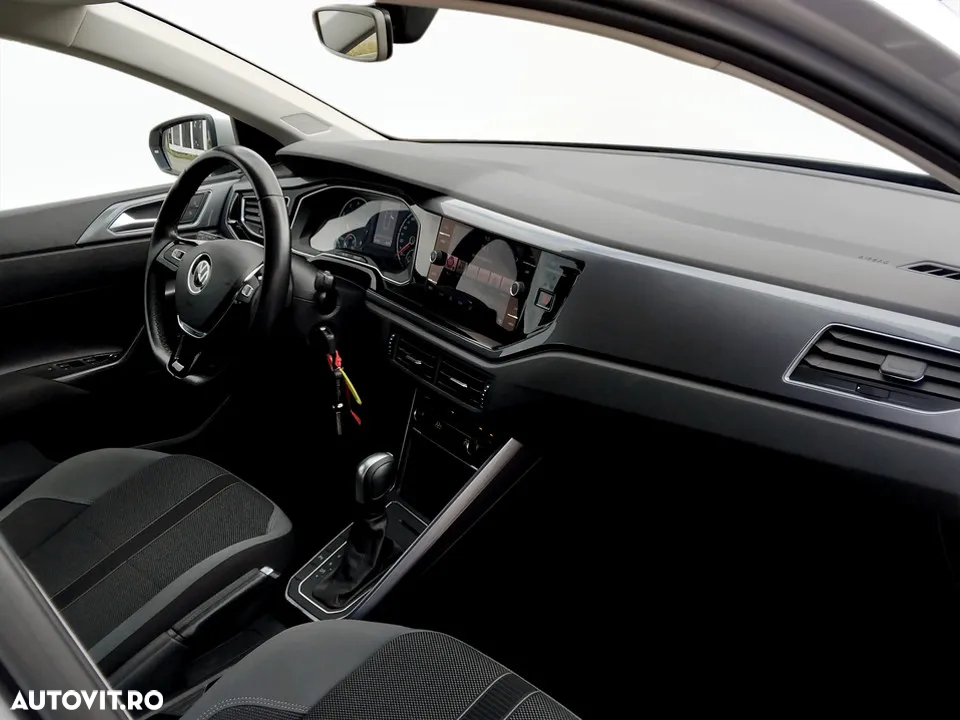 Volkswagen Polo 1.0 TSI DSG Style - 23