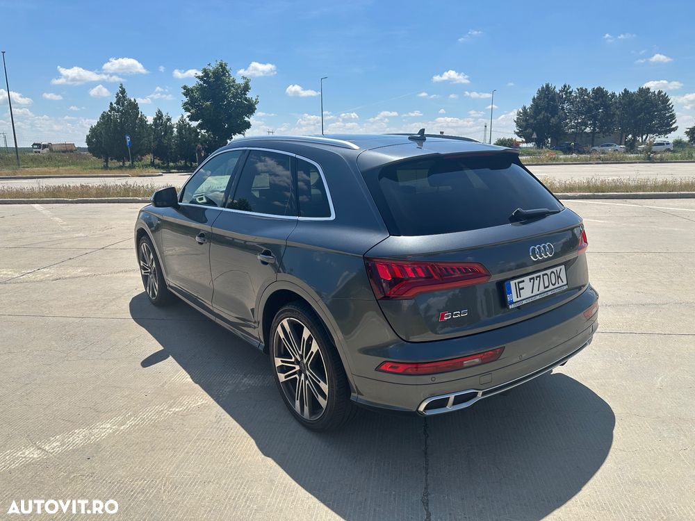 Audi SQ5 - 2