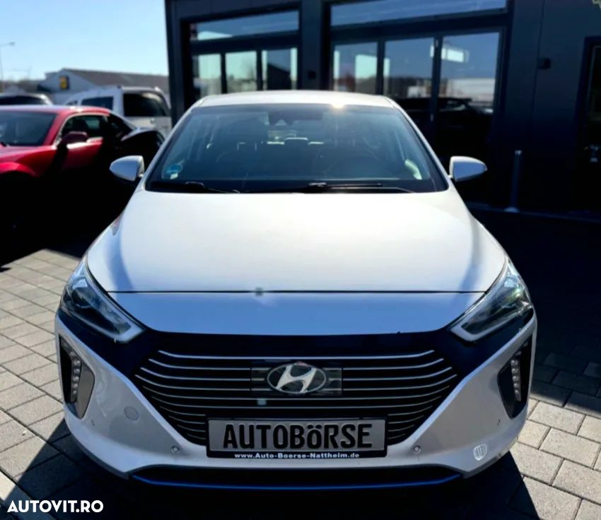 Hyundai IONIQ 1.6 GDI Premium - 12