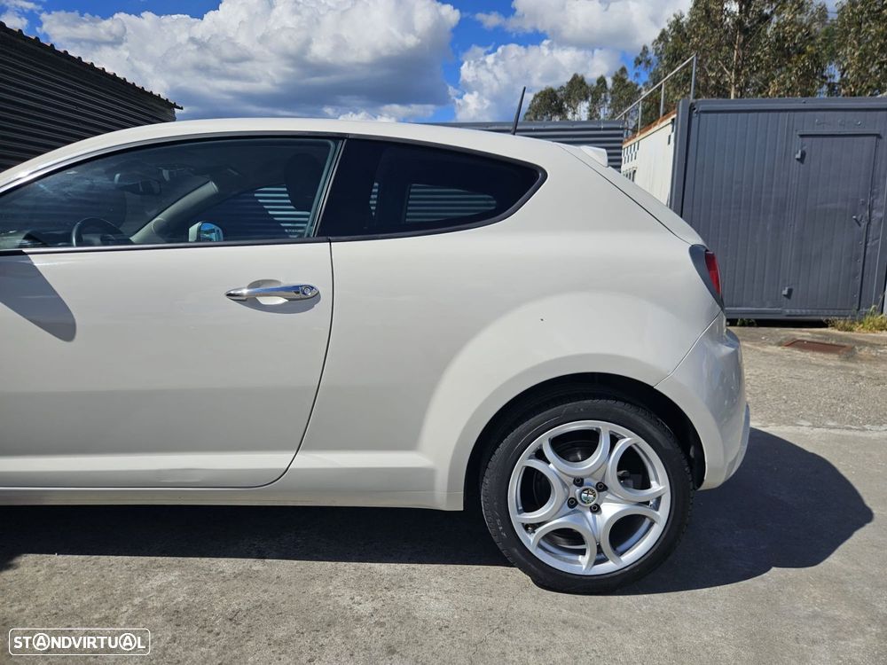 Alfa Romeo MiTo 1.3 JTDM Trofeo - 15
