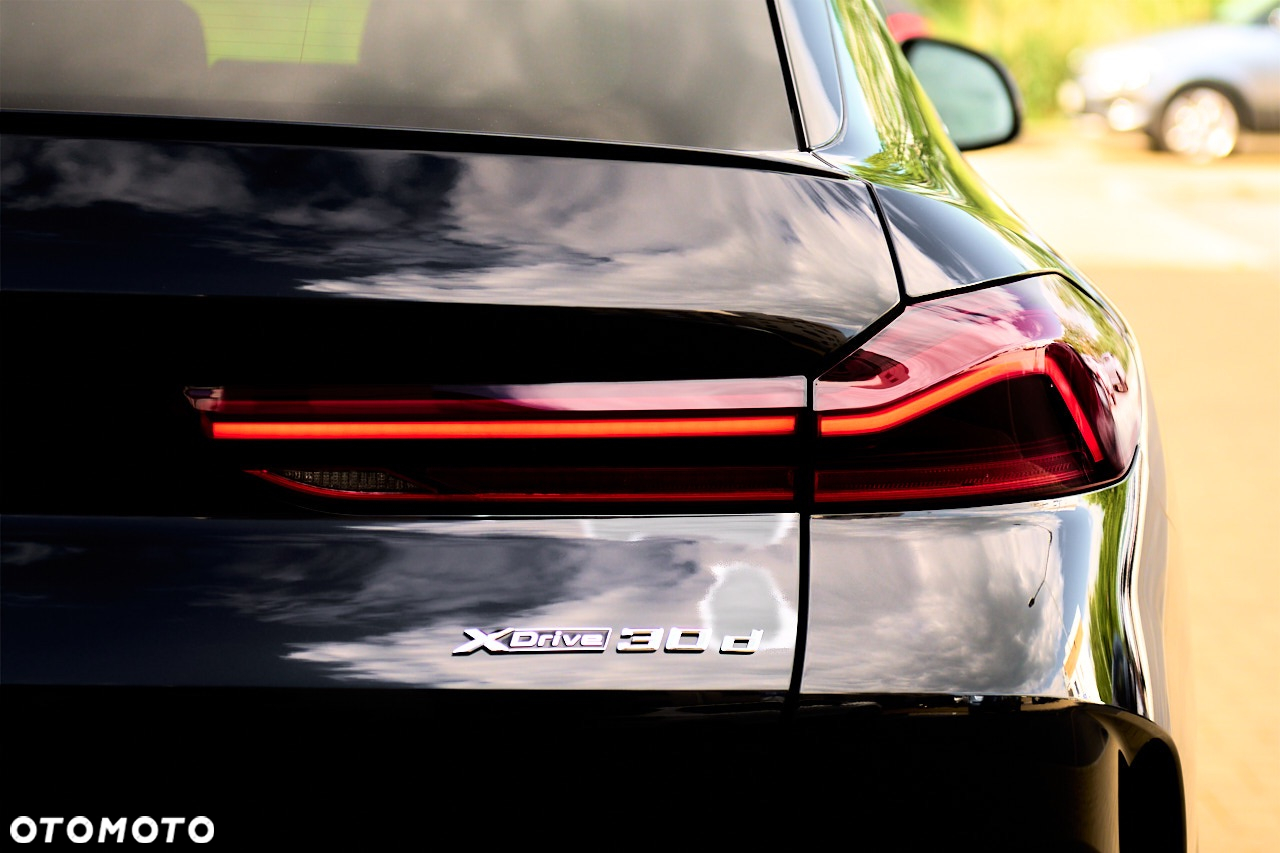 BMW X6 xDrive30d - 17