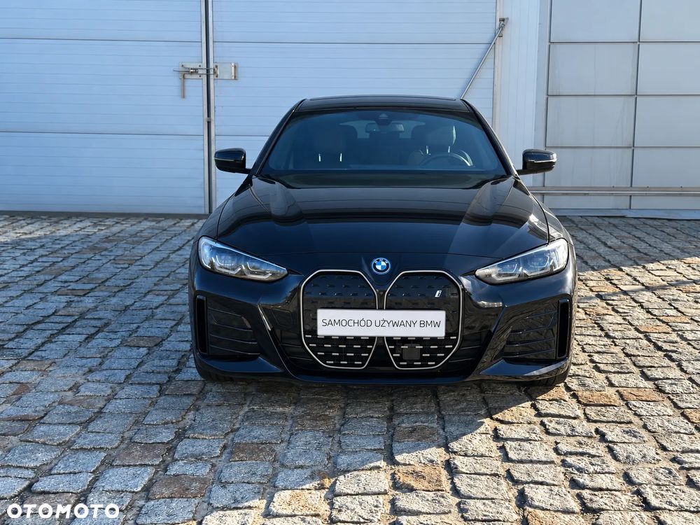 BMW i4 - 4