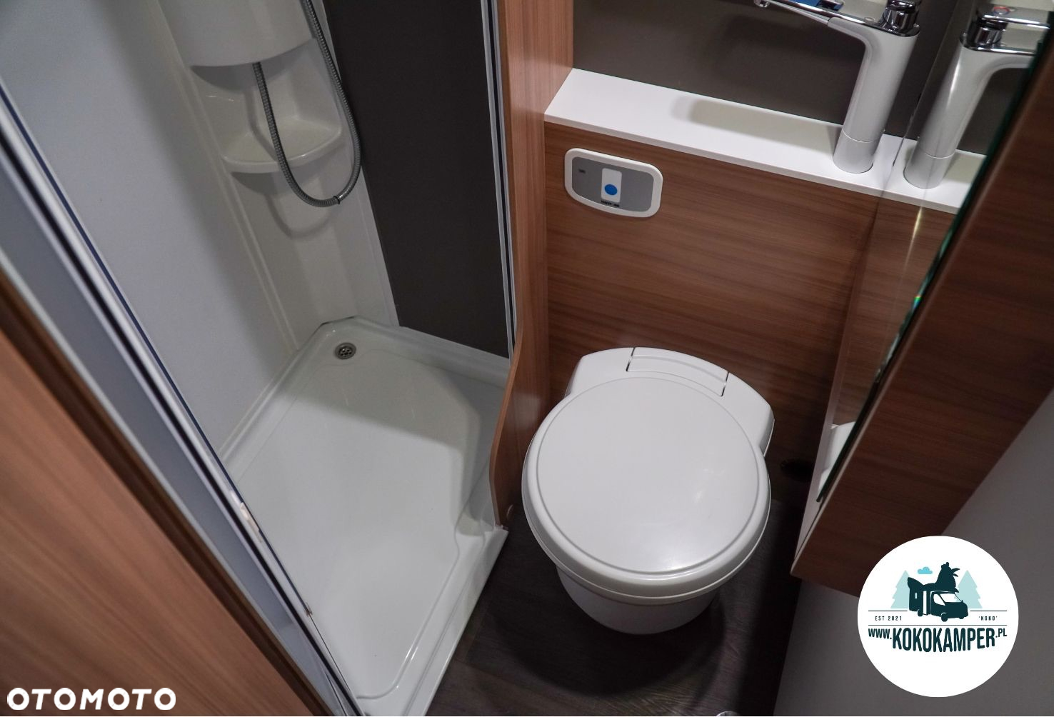 Adria CORAL XL AXESS 600 DP - 11