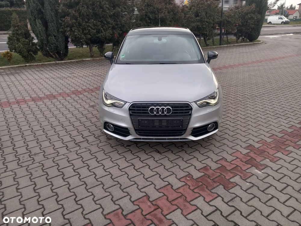 Audi A1 Sportback 1.6 TDI Attraction - 12