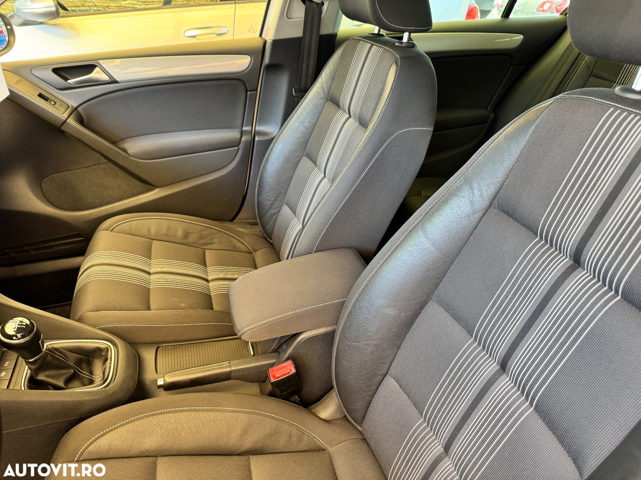 Volkswagen Golf 1.2 TSI MATCH - 8