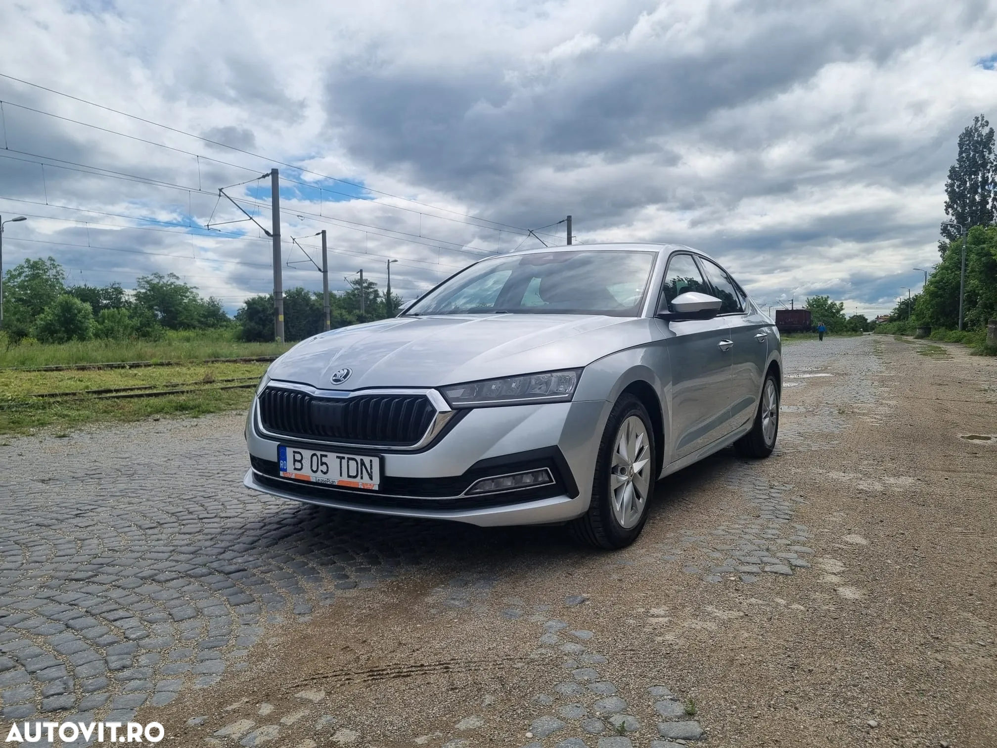 Skoda Octavia 2.0 TDI DSG Style - 23