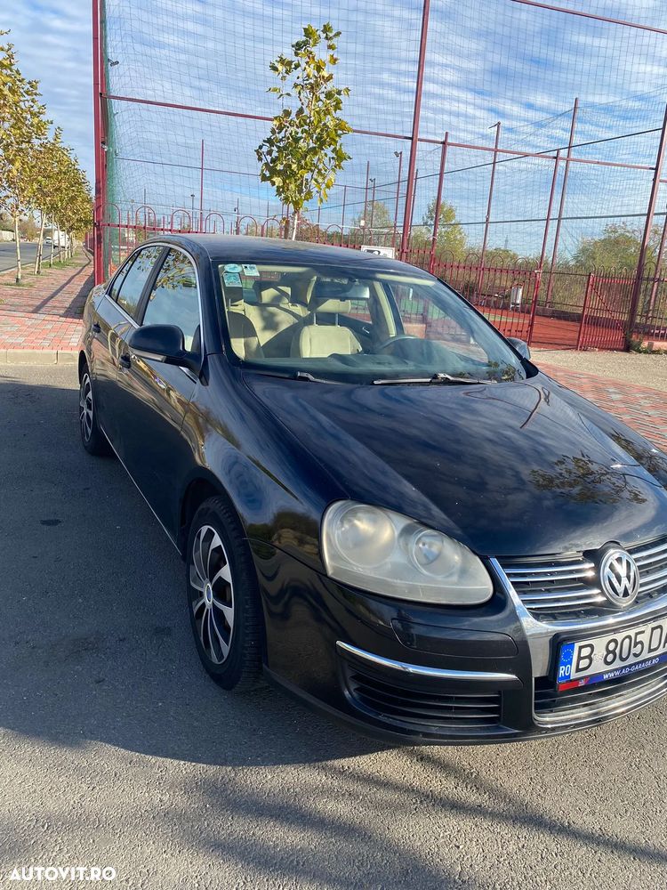 Volkswagen Jetta 2.0 TDI DPF Freestyle - 3