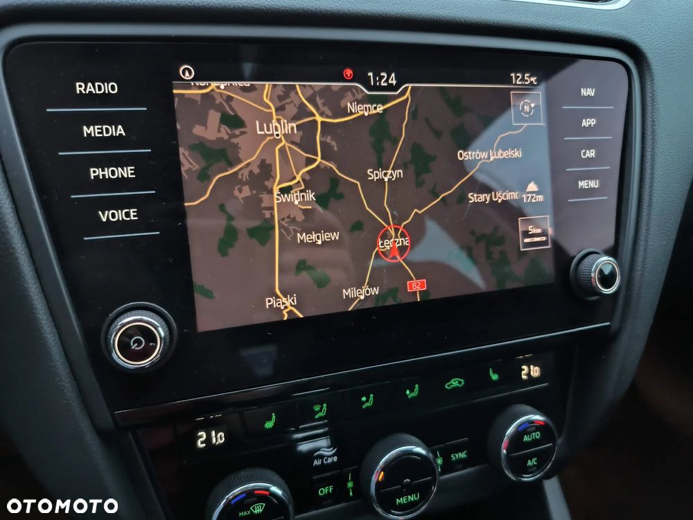 Skoda Octavia 1.6 TDI DSG Premium Edition - 35