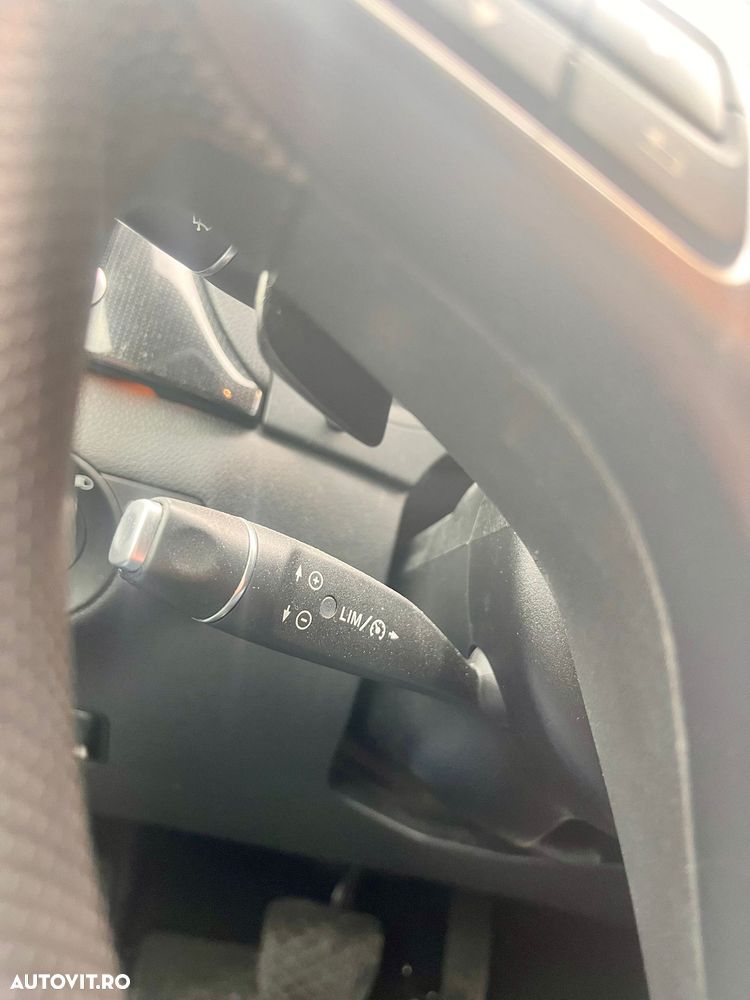 Mercedes-Benz B 220 - 10