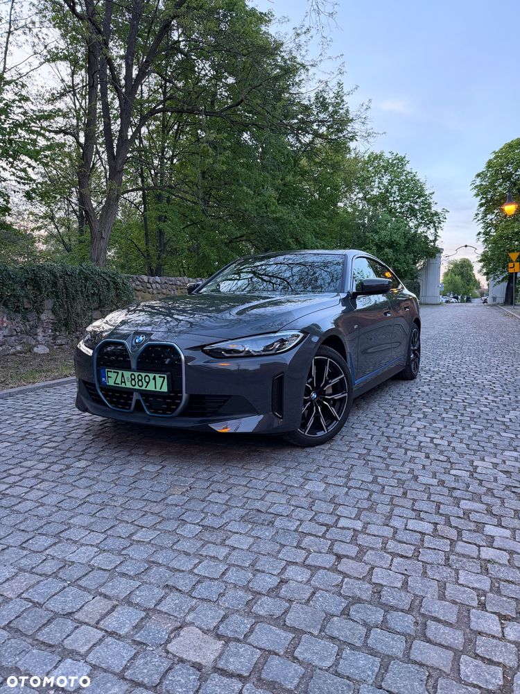 BMW i4 70.3kWh eDrive 35 - 1