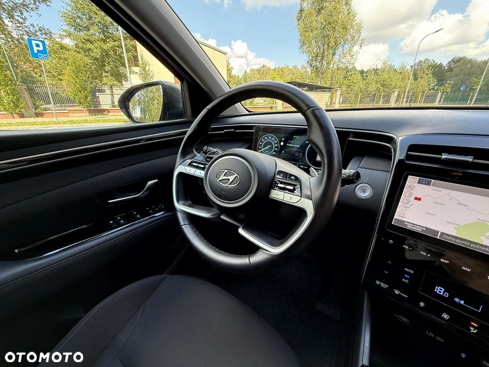 Hyundai Tucson 1.6 T-GDi HEV Executive 2WD - 25