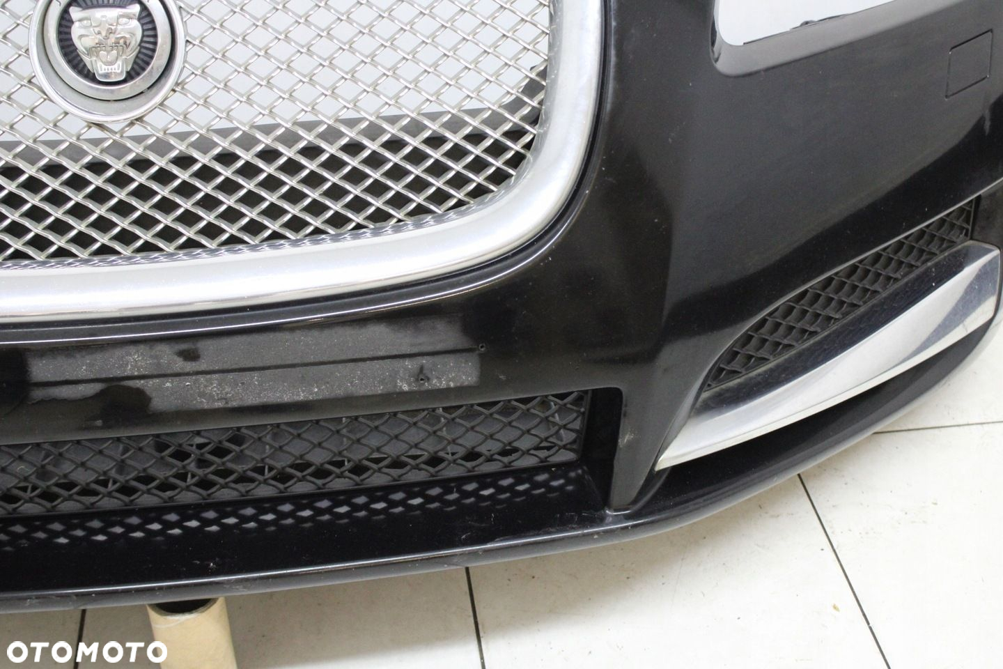 JAGUAR XF LIFT 2011R- ZDERZAK PRZÓD PRZEDNI XENON JBC - KOD LAKIERU - 8