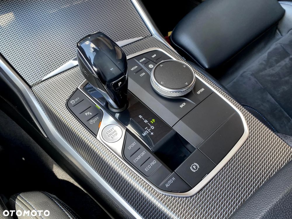 BMW Seria 3 320i GPF M Sport - 34