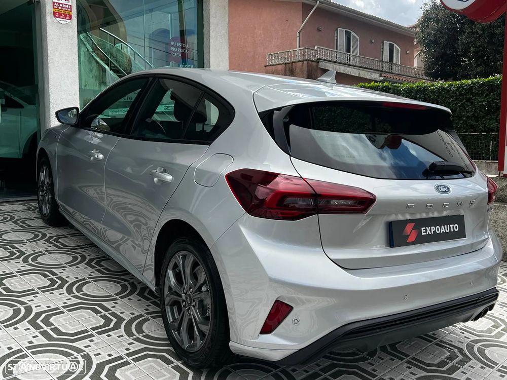 Ford Focus 1.0 EcoBoost MHEV ST-Line - 29