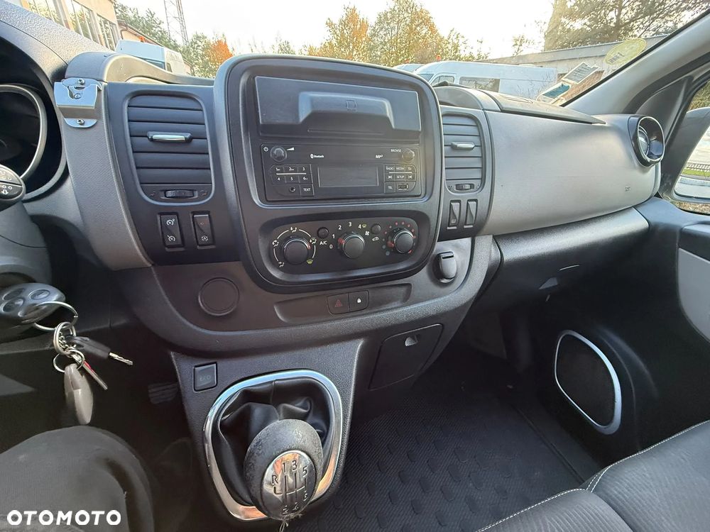 Renault Trafic - 8