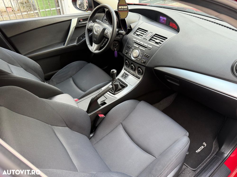 Mazda 3 1.6 MZR 90th Anniversary - 7