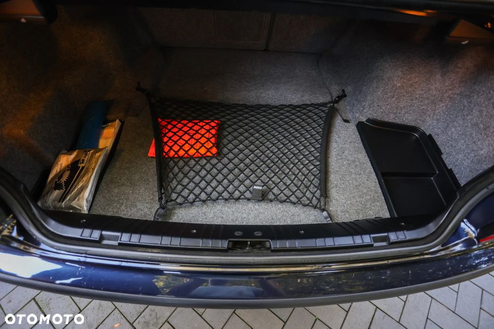 BMW Seria 3 323i - 19