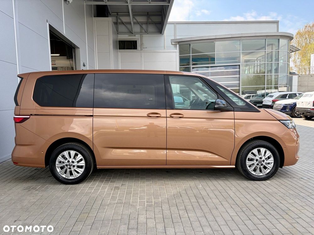 Volkswagen Multivan - 8