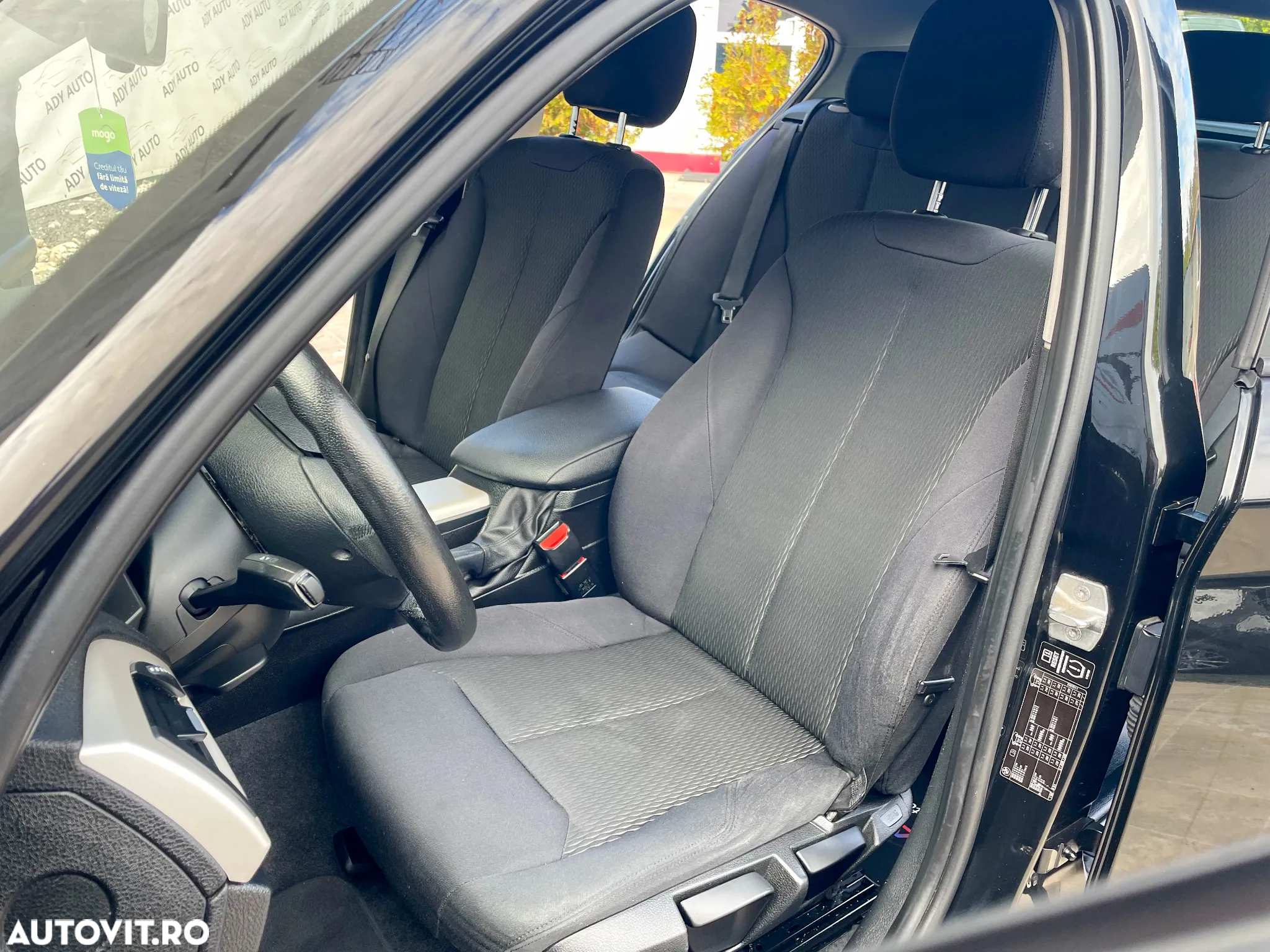 BMW Seria 1 - 20