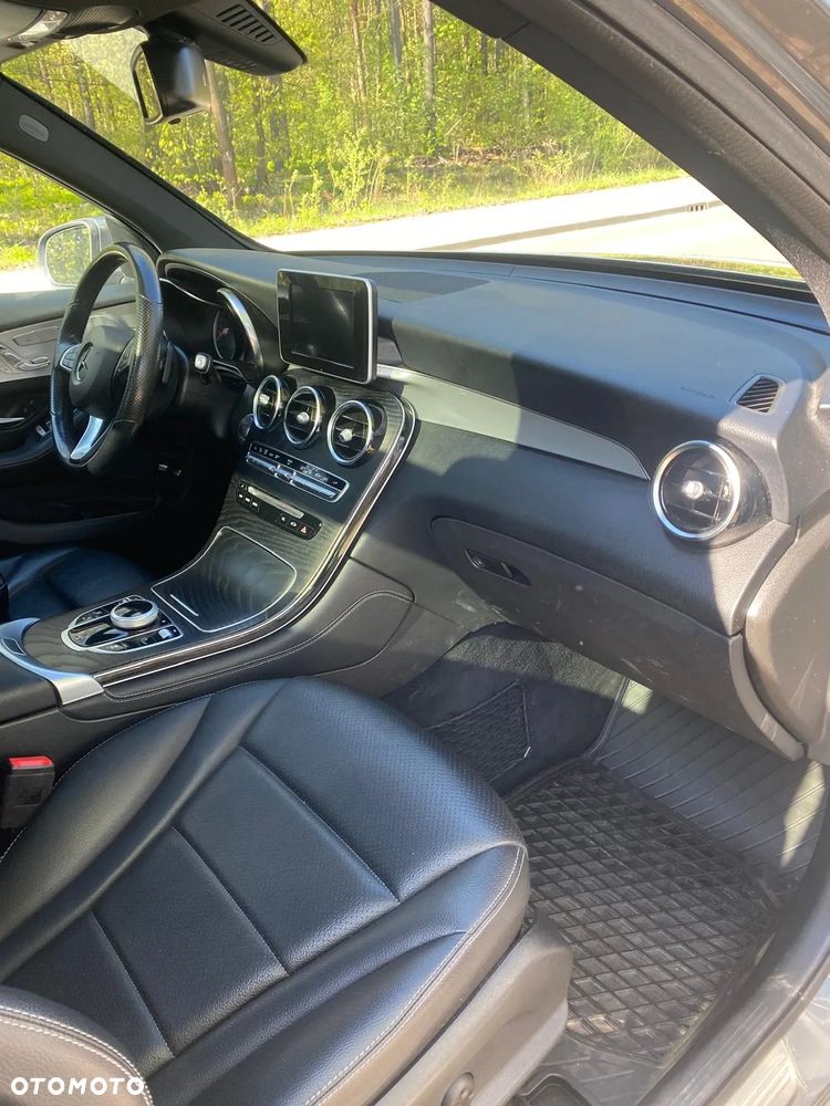 Mercedes-Benz GLC 300 e 4-Matic - 10