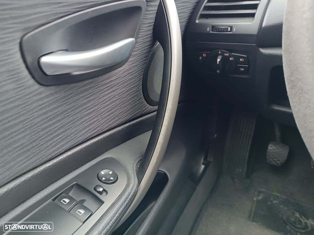 BMW 118 d - 16