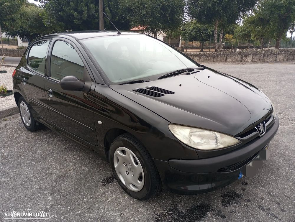 Peugeot 206 1.1 Color Line - 3