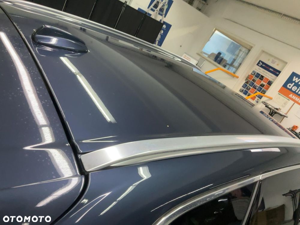 Volvo XC 60 B4 D AWD Momentum Pro - 3