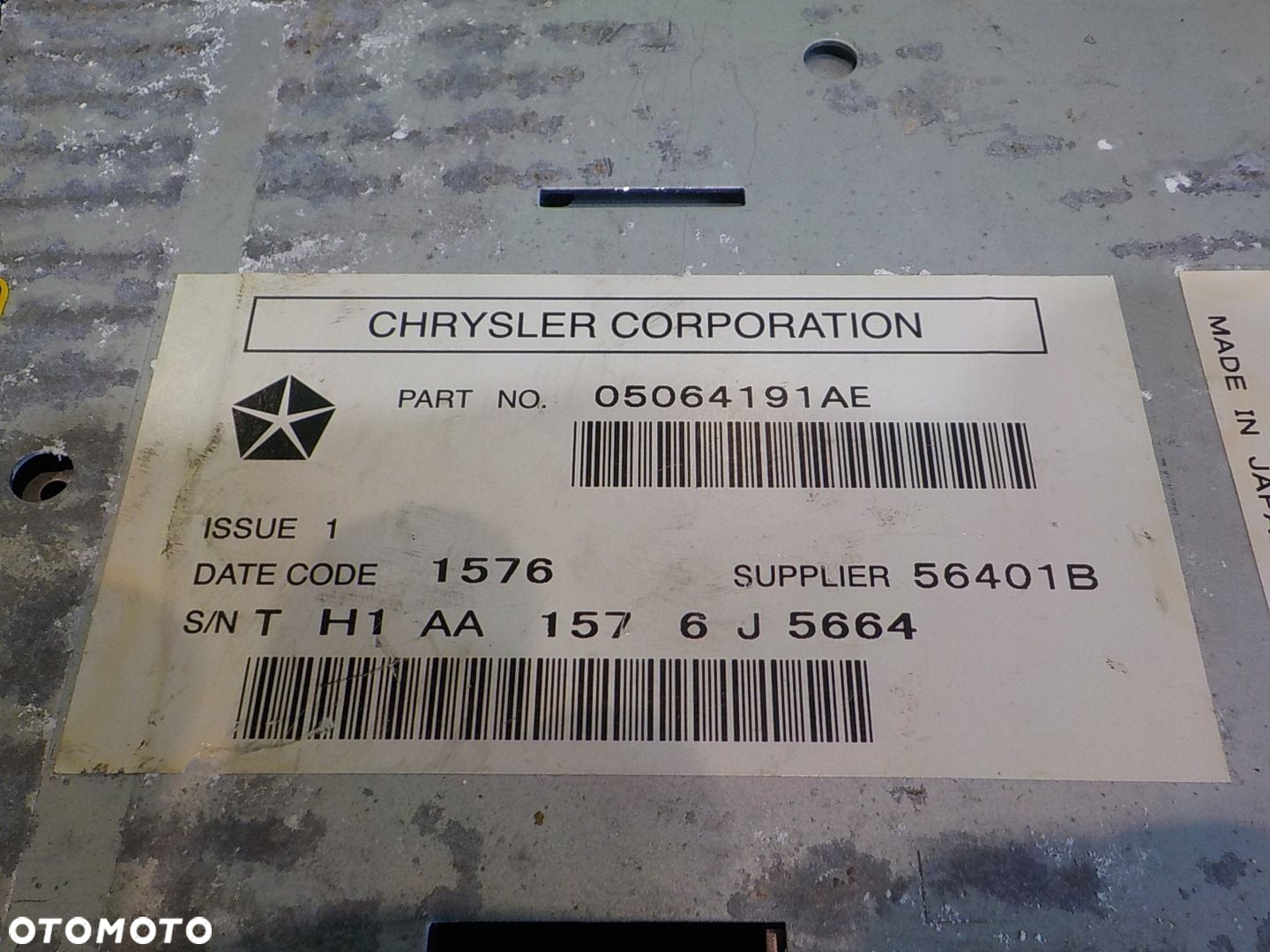 CHRYSLER 300C 3.0 CRD 06r SEDAN 4D radio CD 05064191AE - 3