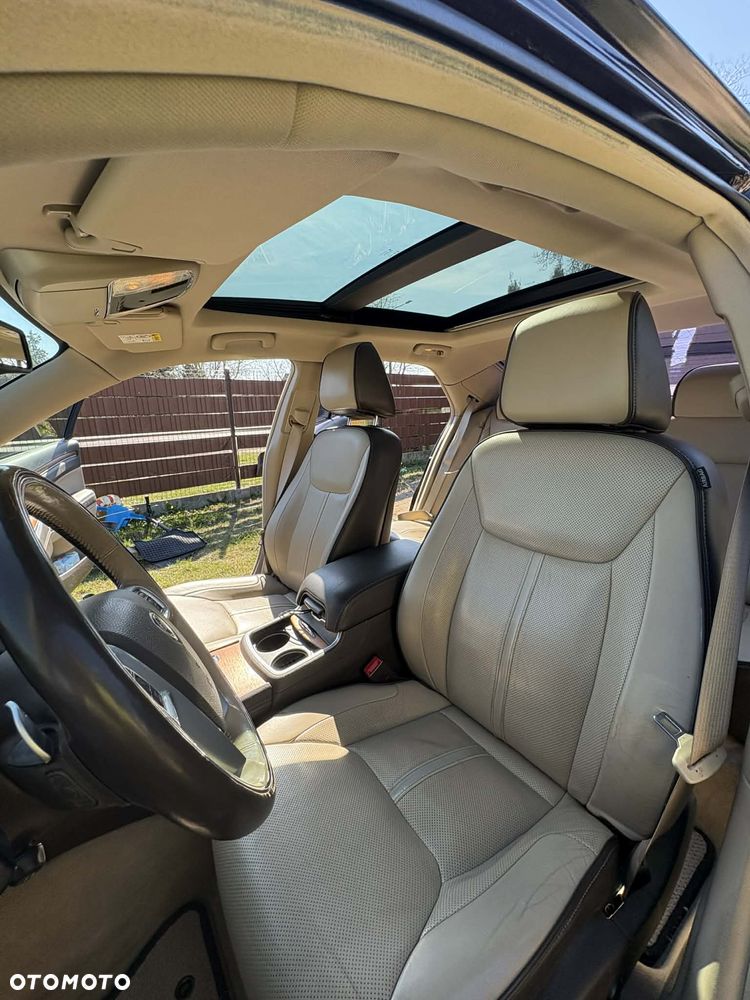 Lancia Thema 3.6 Executive - 14