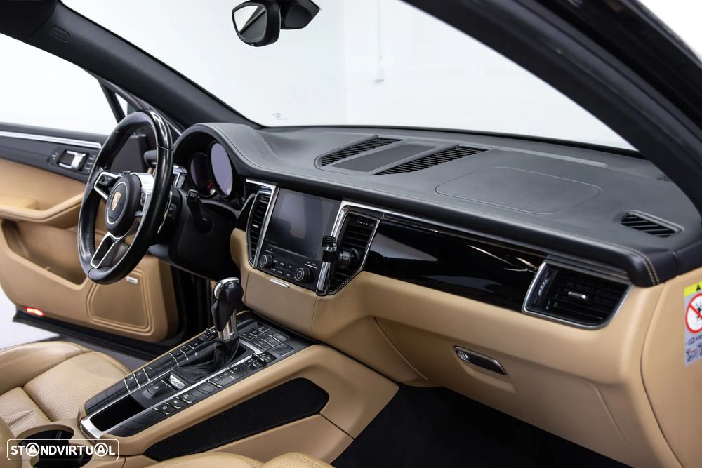 Porsche Macan S - 27