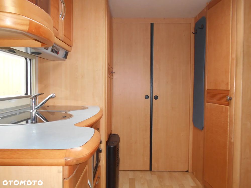 Hobby EXCLUSIVE 560 - 25