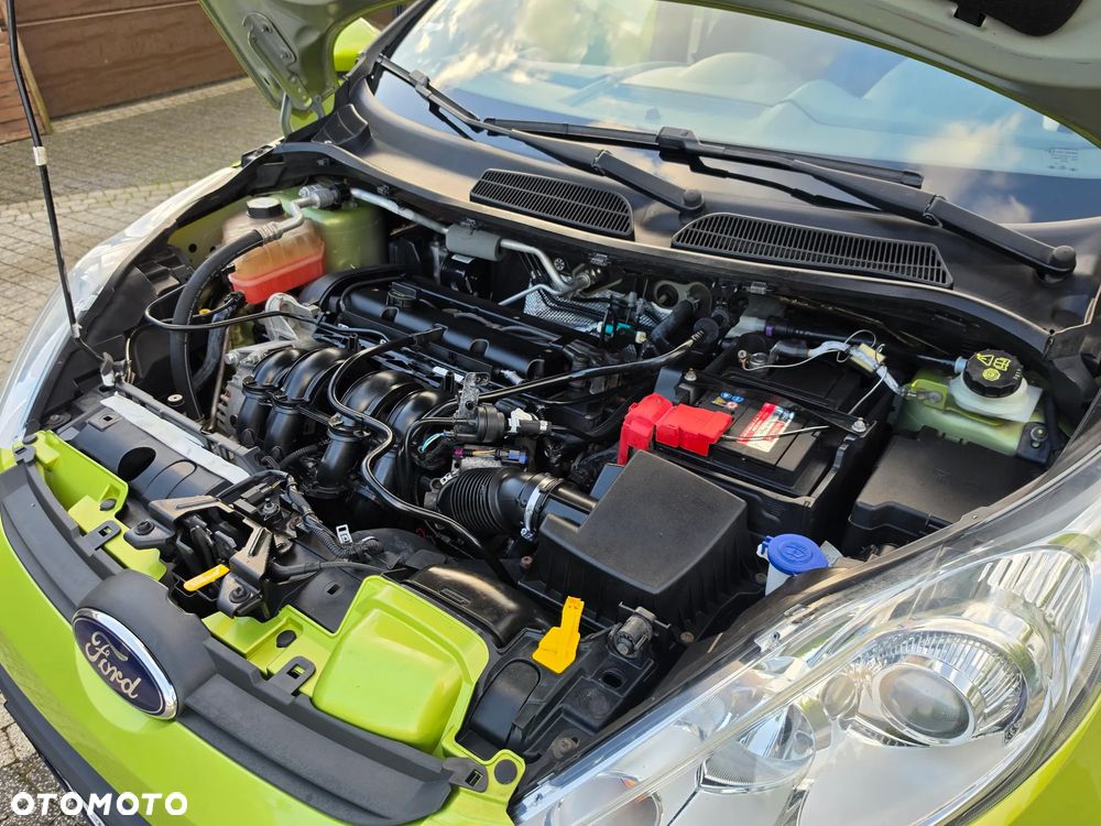 Ford Fiesta 1.25 Titanium - 38
