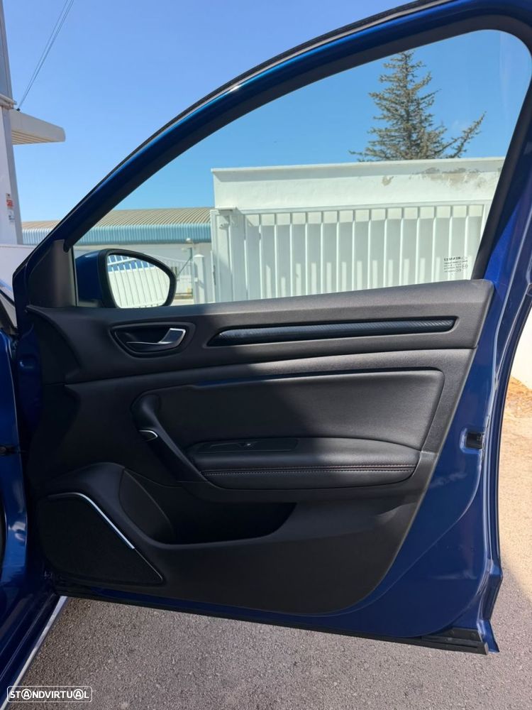 Renault Mégane Sport Tourer 1.6 E-Tech Plug-In Hybrid R.S. Line - 8