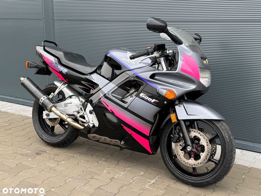 Honda CBR - 1