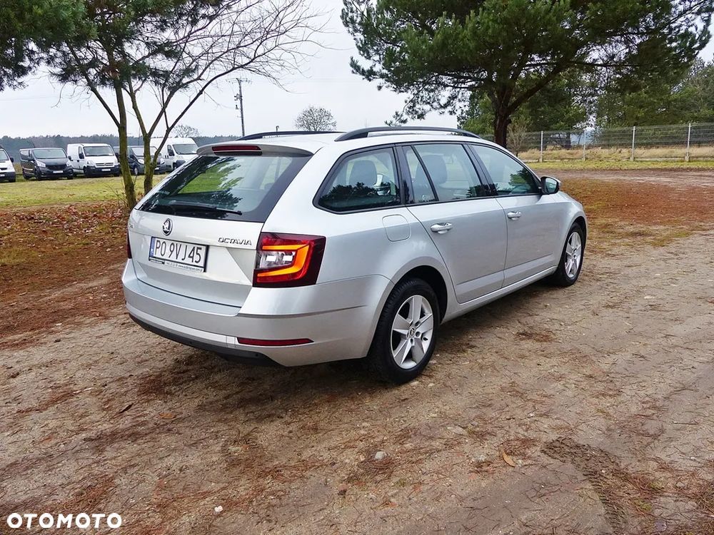 Skoda Octavia 1.6 TDI Ambition - 7