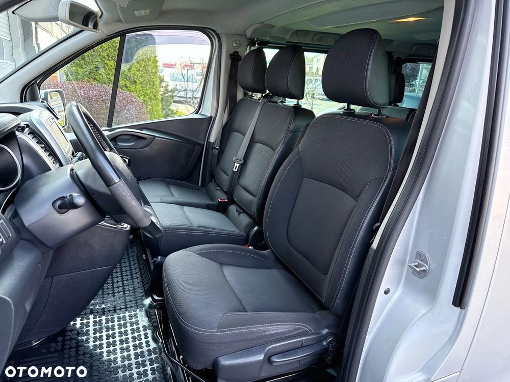 Renault Trafic Grand 2.0 dCi - 9